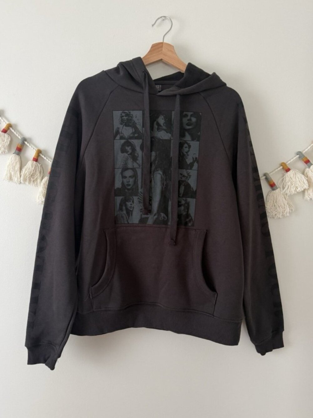 Taylor Swift Eras Tour Charcoal Black Official Merch Hoodie Oversized Country XS
